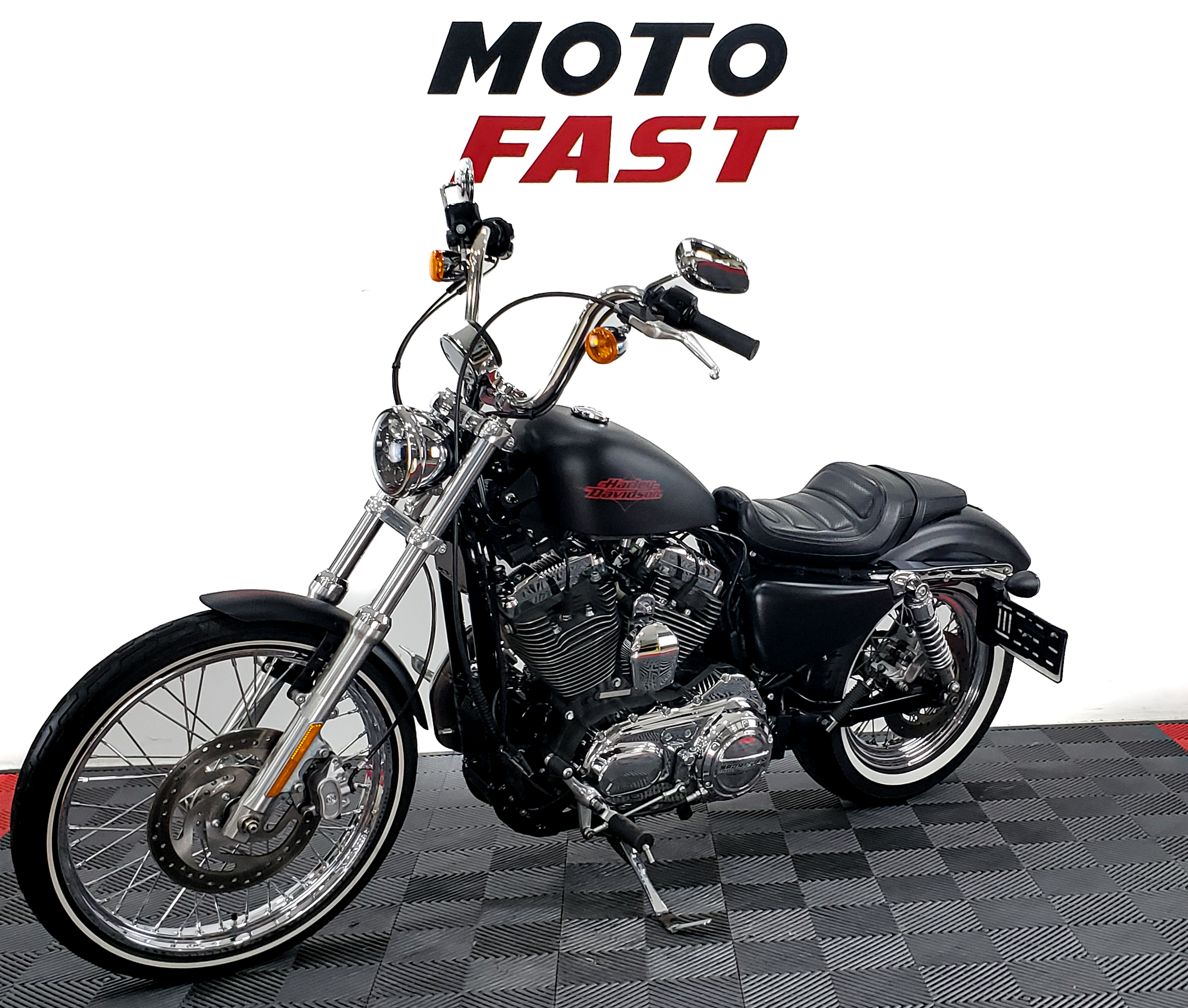 HARLEY DAVIDSON XL1200V 72 2014 (VENDIDA) MotoFast