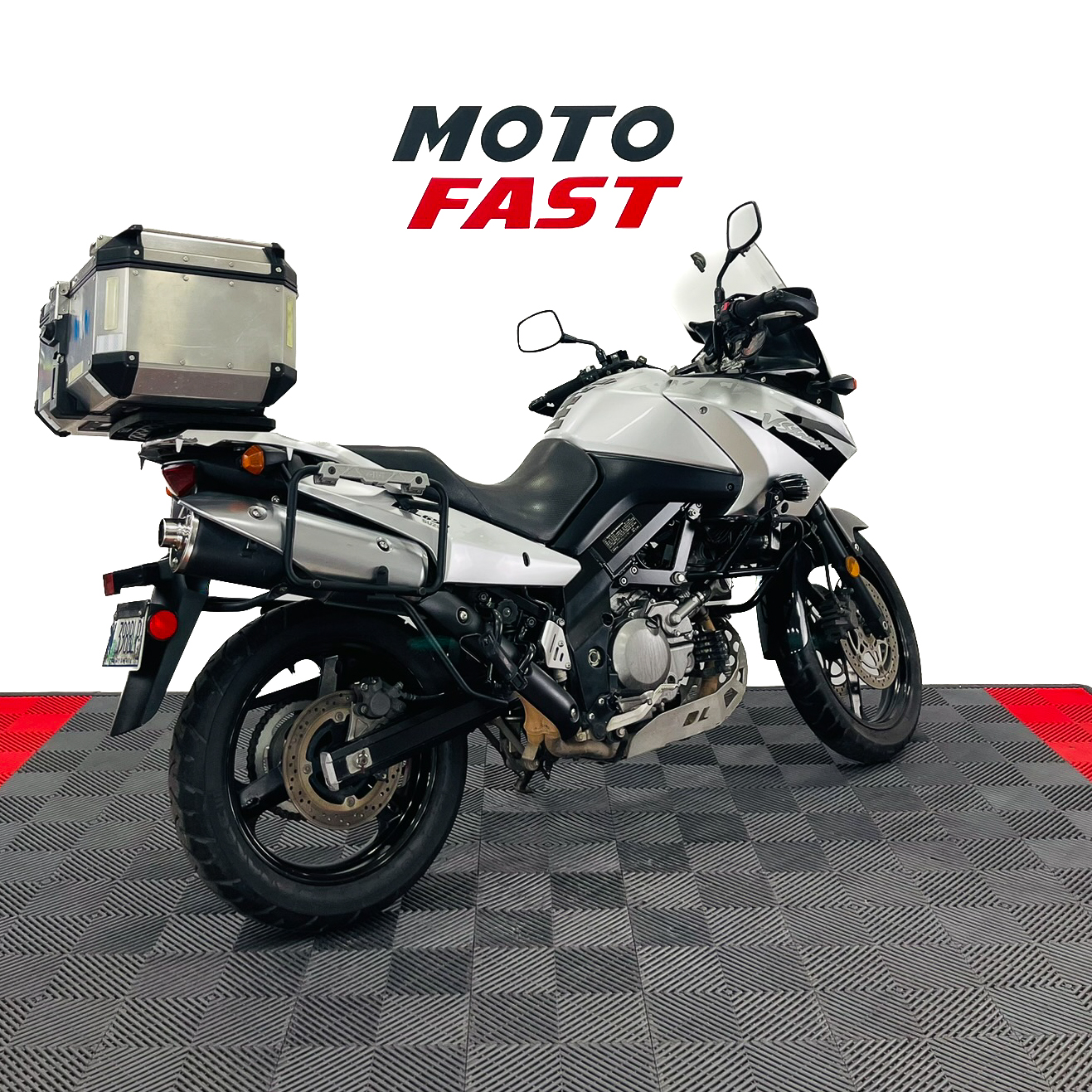 Adventure Motorcycle Suzuki V Strom 650 Cv SUZUKI DL650 VSTROM 650